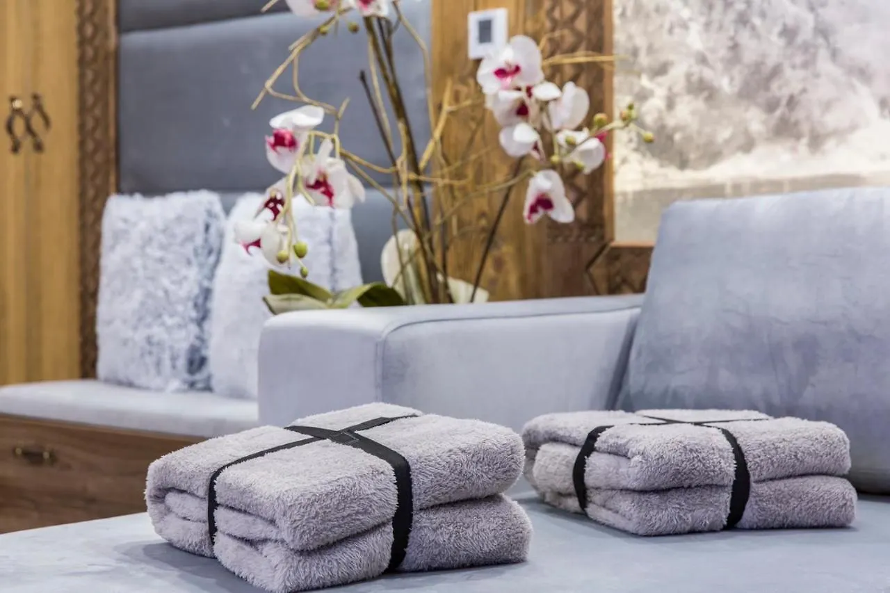 Aparthotel Zakopane Five Stars