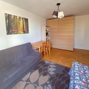 https://krochmalna-room-1.warsawhotelspoland.com